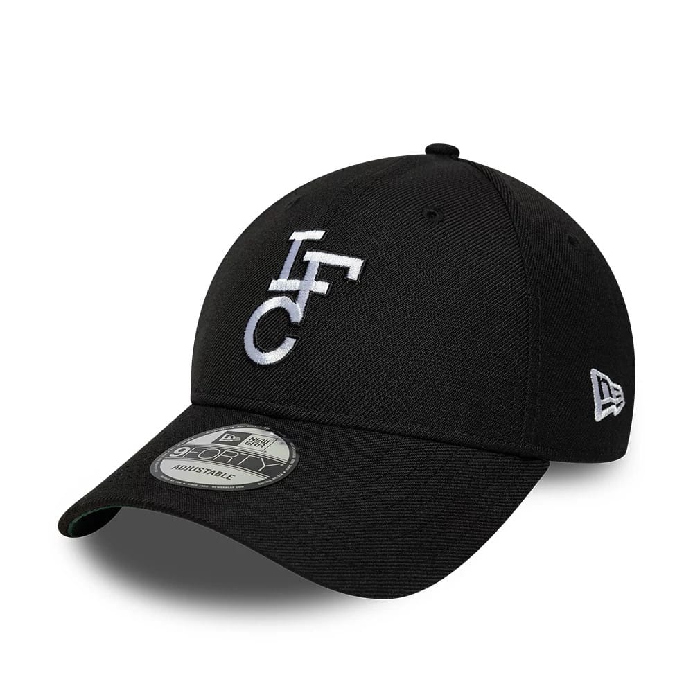Pictured is this Liverpool FC Wool 9FORTY cap in black. 3
