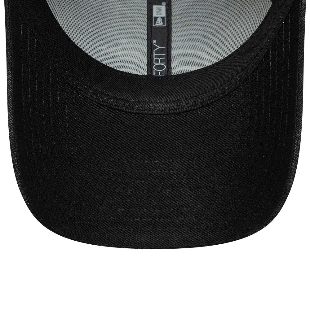 Pictured is this Red Bull Racing Washed 9FORTY cap in black. 6