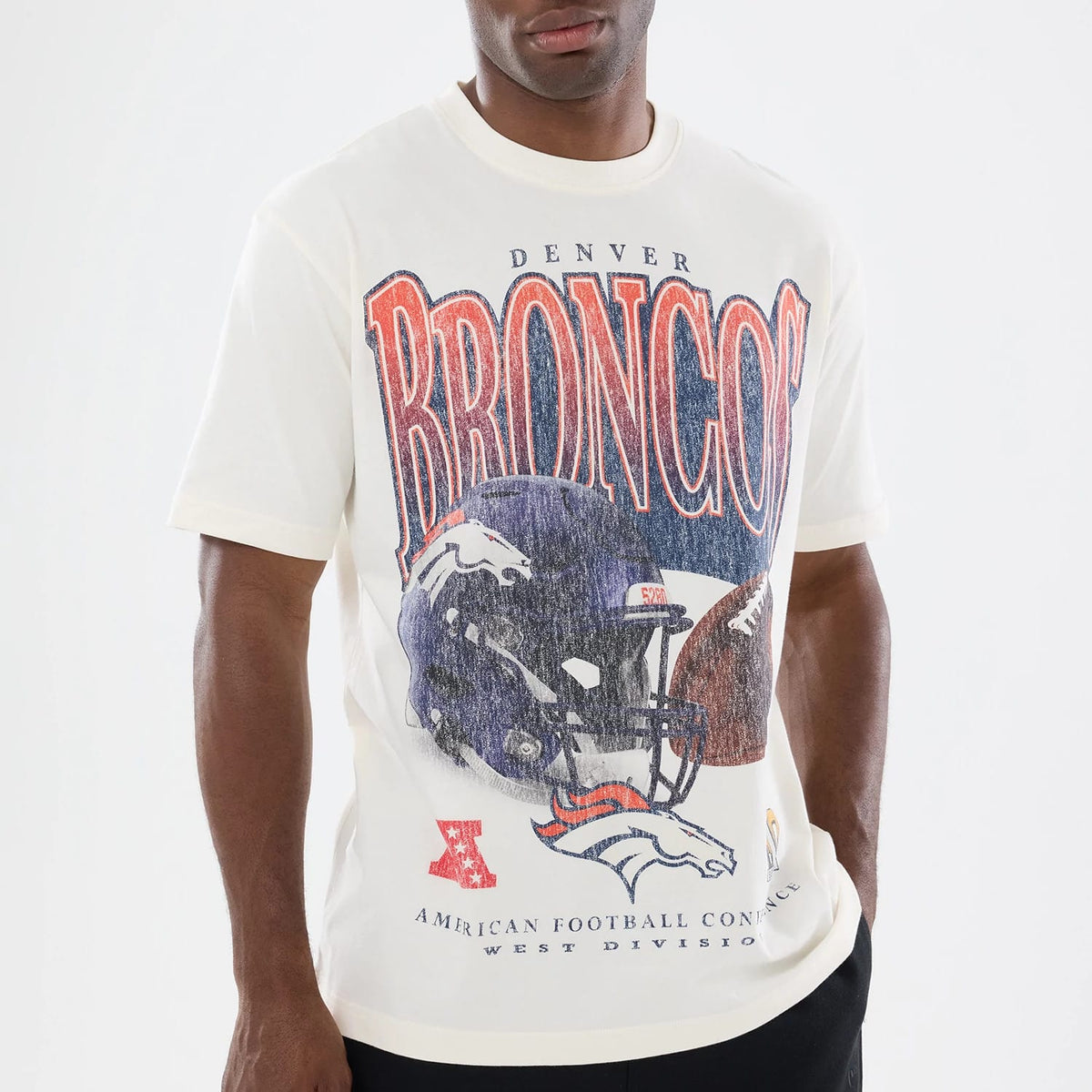 The model is wearing this NFL Sport Classic Denver Broncos T-Shirt in Cream. 3