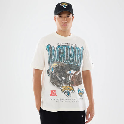 The model is wearing this NFL Sport Classic Jacksonville Jaguars T-Shirt in Cream. 1