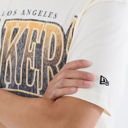 The model is wearing this NBA Sport Classic LA Lakers T-Shirt in cream. 5