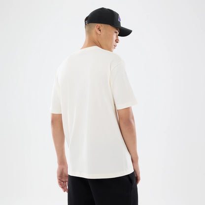 The model is wearing this NBA Sport Classic LA Lakers T-Shirt in cream. 2