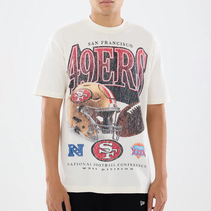 The model is wearing this NFL Sport Classic San Francisco 49ers T-Shirt in cream. 3