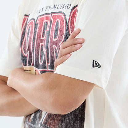 The model is wearing this NFL Sport Classic San Francisco 49ers T-Shirt in cream. 4