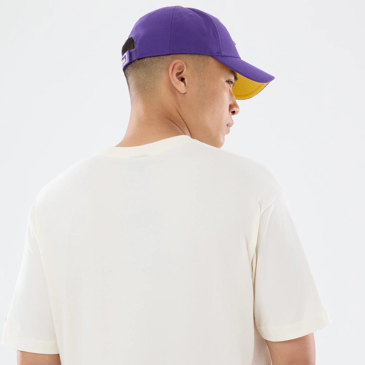The model is wearing this NFL Sport Classic Minnesota Vikings T-Shirt in cream. 7