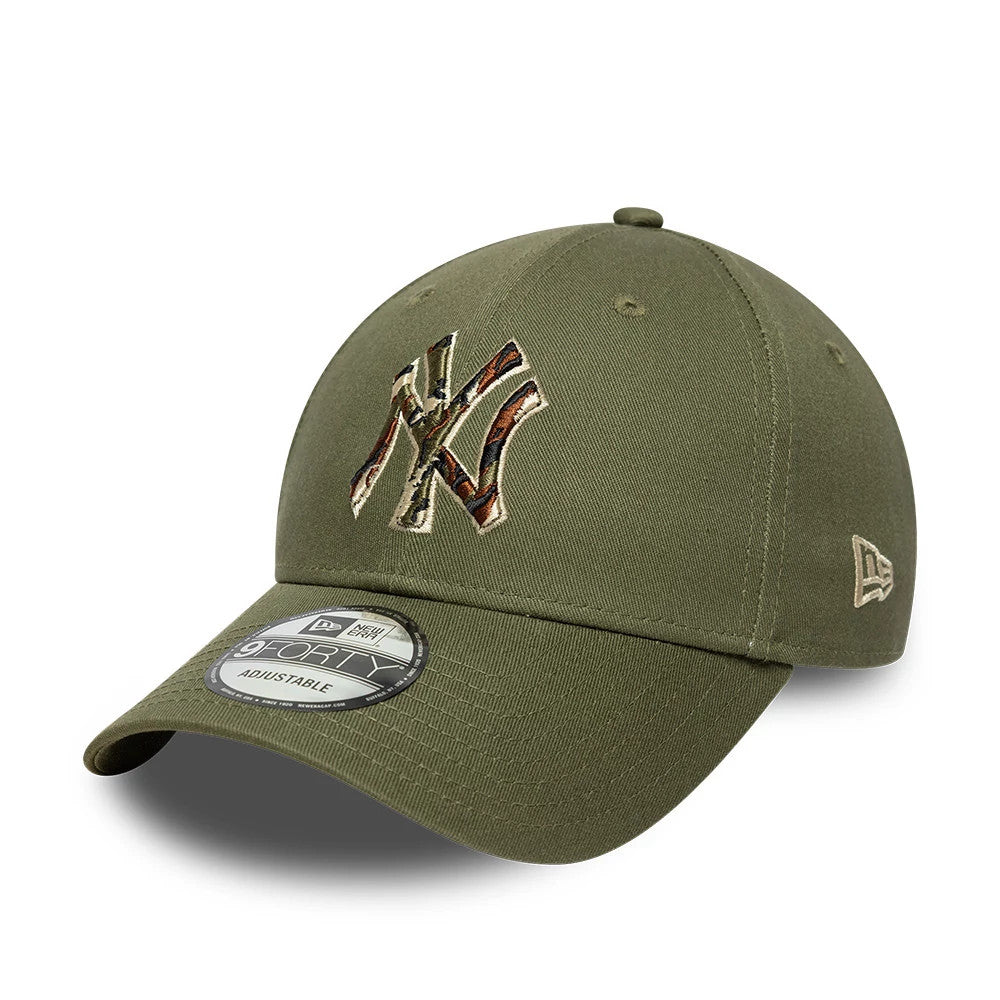 Pictured is this MLB Outline Camo New York Yankees 9FORTY cap in green. 1