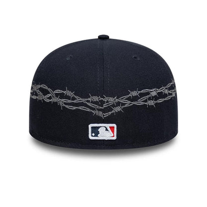 Pictured is this MLB Icon New York Yankees 59FIFTY Fitted cap in navy. 5