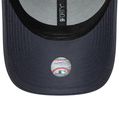 Pictured is this MLB Outline Camo LA Dodgers 9FORTY cap in grey. 5