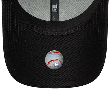 Pictured is this Womens MLB Flower Icon New York Yankees 9FORTY cap in black. 5