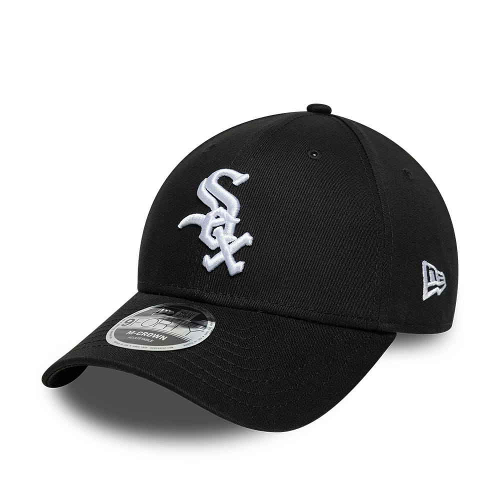 Pictured is this MLB Side Script Chicago White Sox 9FORTY M-Crown cap in black. 4