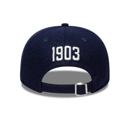 Pictured is this MLB Heritage New York Yankees Retro Crown 9FIFTY cap in navy. 5