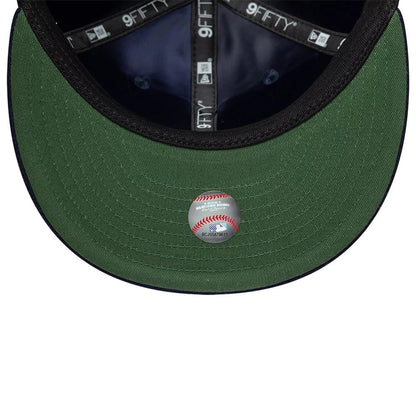 Pictured is this MLB Heritage New York Yankees Retro Crown 9FIFTY cap in navy. 2