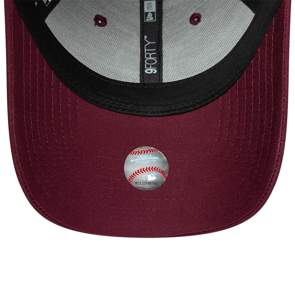 Pictured is this MLB Team Outline LA Dodgers 9FORTY cap in dark red. 5