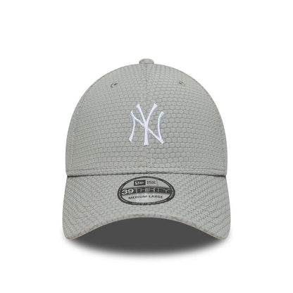 Pictured is this MLB Stretch Mesh New York Yankees 39THIRTY Stretch Fit cap in grey. 2