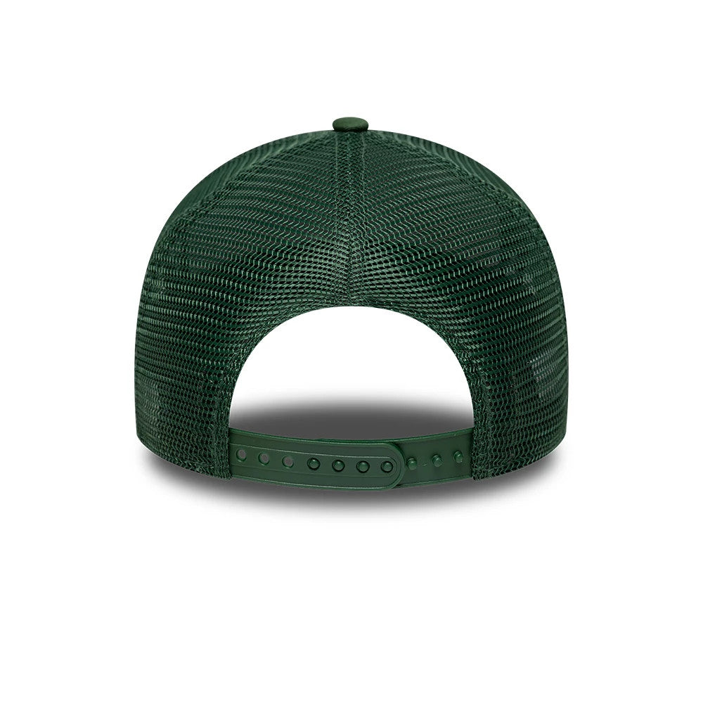 Pictured is this Youth New Era Outdoor 9FORTY A-Frame Trucker cap in dark green. 4