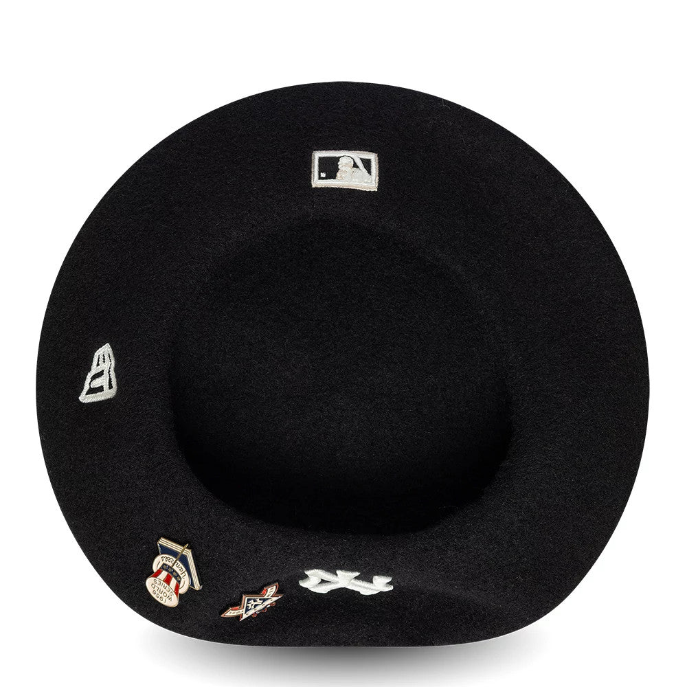 Pictured is this MLB Cooperstown Pin New York Yankees Beret in black. 5