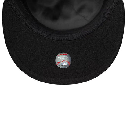 Pictured is this MLB Cooperstown Pin New York Yankees Pillbox Adjustable cap in black. 6