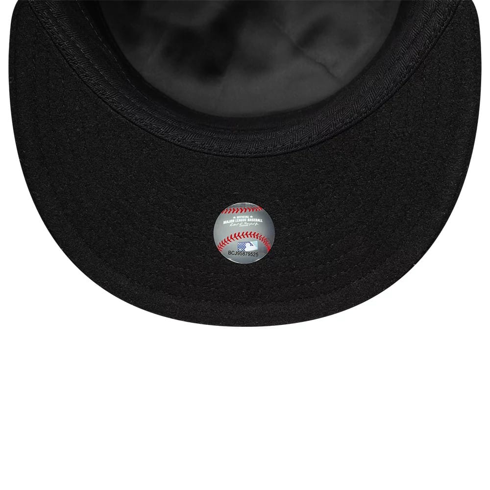 Pictured is this MLB Cooperstown Pin New York Yankees Pillbox Adjustable cap in black. 6