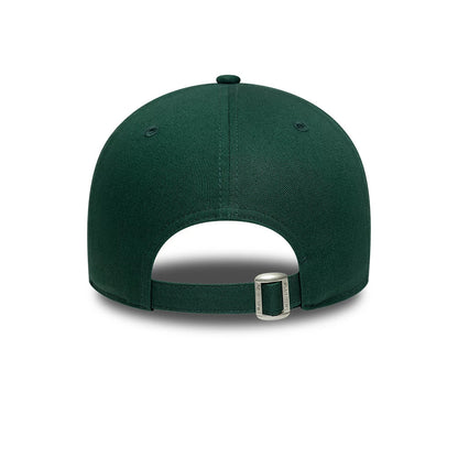 Pictured is this MLB Outdoor Icon New York Yankees 9FORTY cap in dark green. 4
