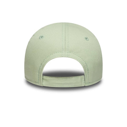 Pictured is this Toddler MLB League Essential LA Dodgers 9FORTY cap in pastel green. 4