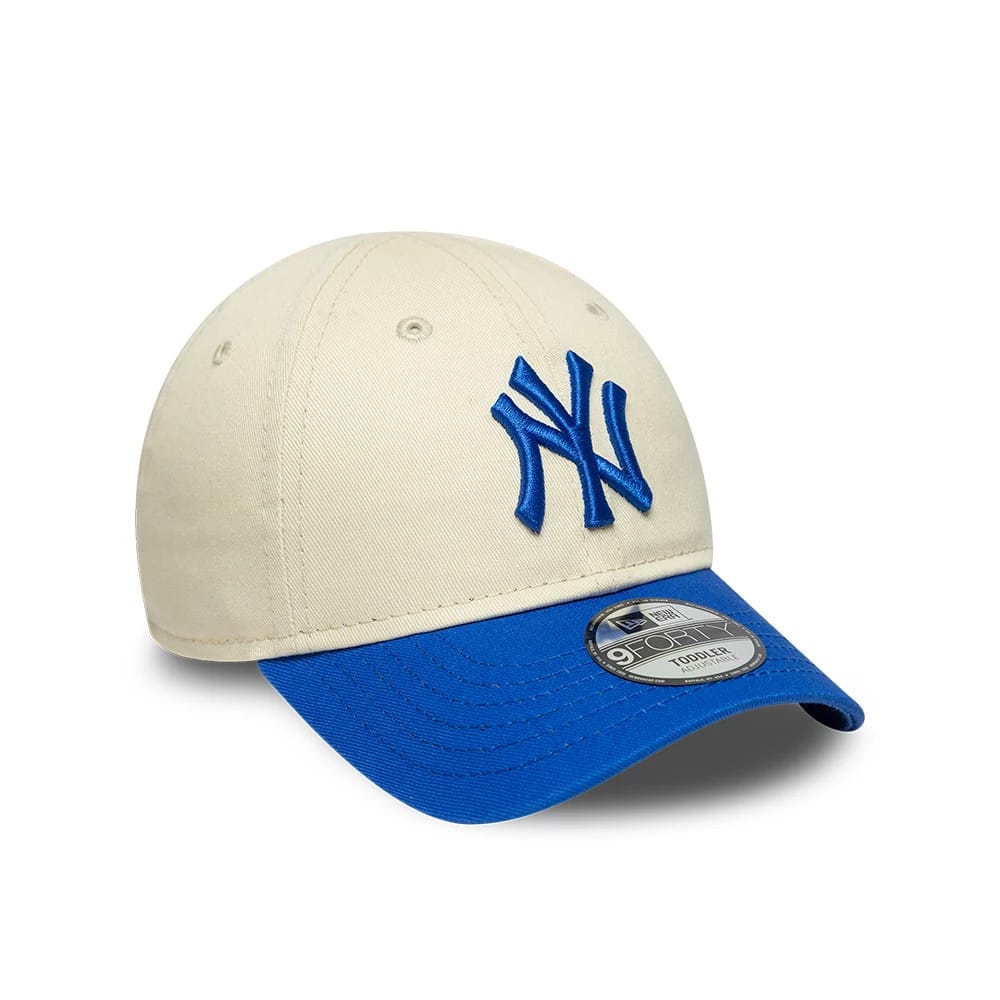 Pictured is this Toddler MLB League Essential New York Yankees 9FORTY cap in cream & blue. 3