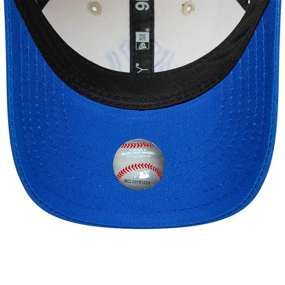 Pictured is this Toddler MLB League Essential New York Yankees 9FORTY cap in cream. 5