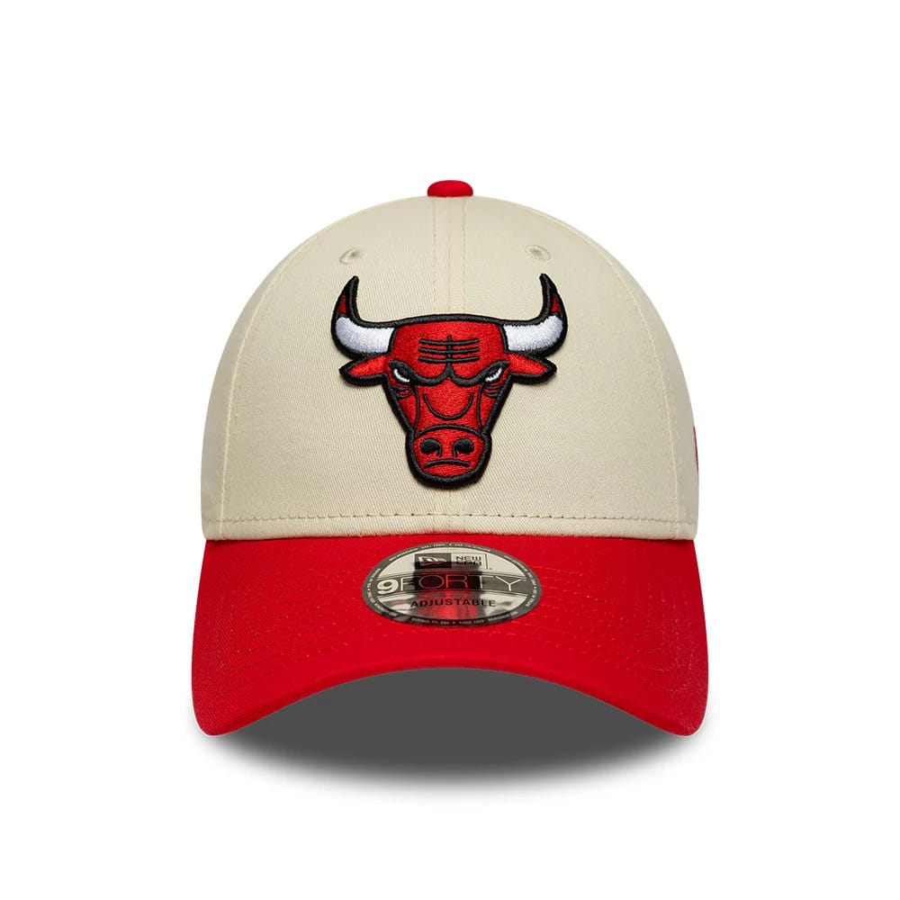 Pictured is this NBA Colourblock Chicago Bulls 9FORTY cap in cream. 2