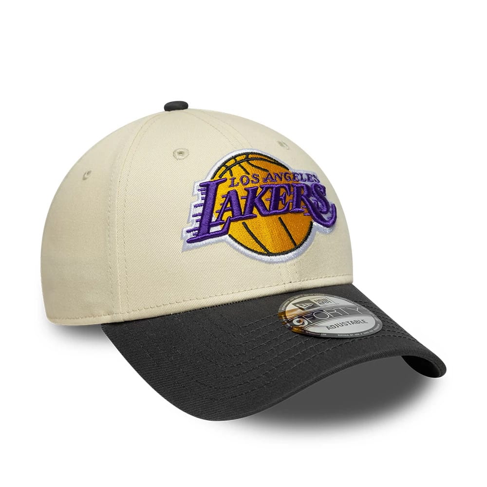 Pictured is this NBA Colourblock LA Lakers 9FORTY cap in cream. 3