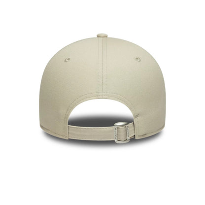 Pictured is this MLB League Essential New York Yankees 9FORTY cap in cream. 4