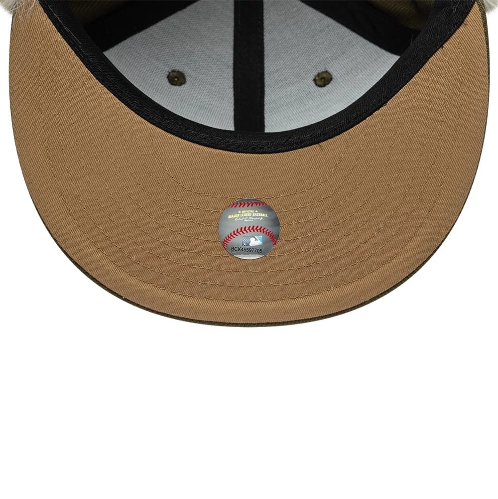 Pictured is this MLB Cotton Canvas New York Yankees Dogear 59FIFTY Fitted cap in dark green. 3