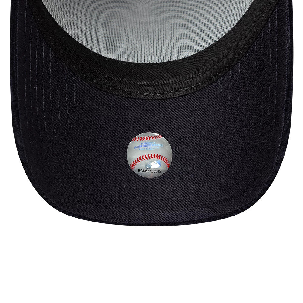 Pictured is this MLB Cord New York Yankees 9FORTY A-Frame Trucker cap in navy. 5
