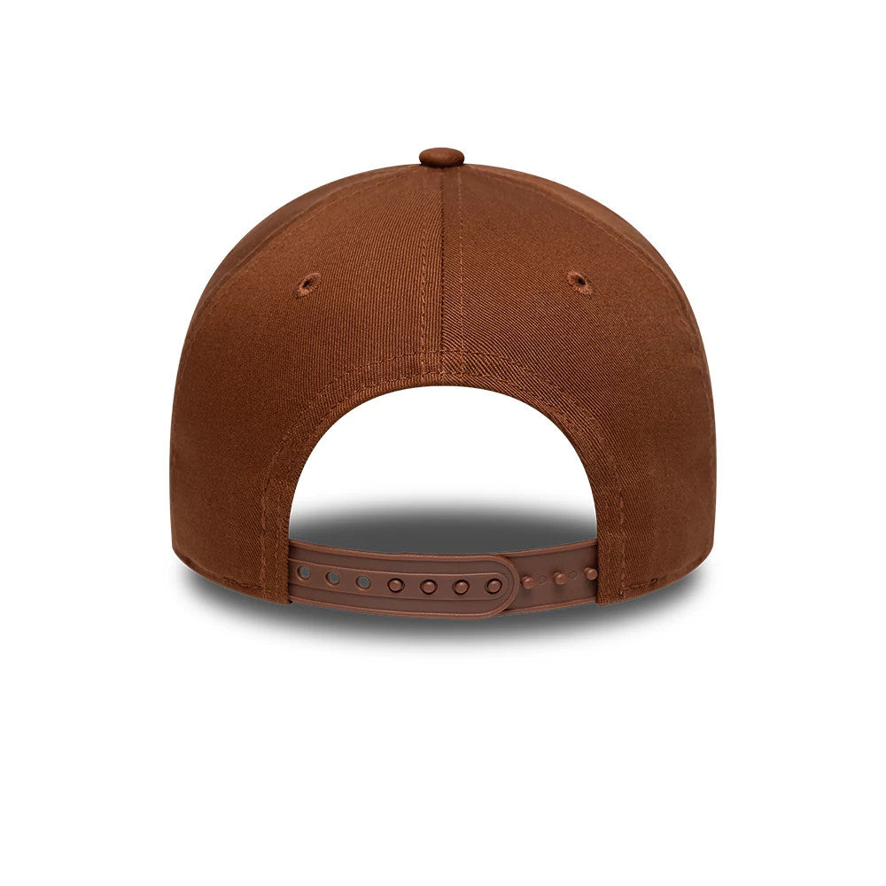 Pictured is this MLB League Essential LA Dodgers 9FORTY E-Frame cap in brown. 4