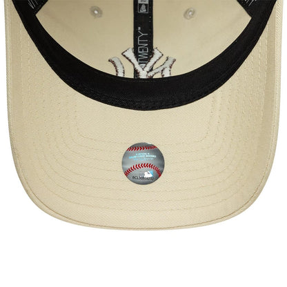 Pictured is this MLB League Essential New York Yankees 9TWENTY cap in cream. 5