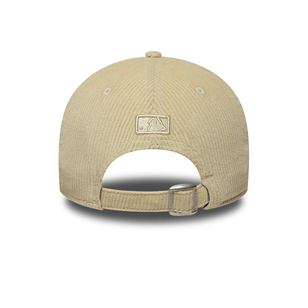 Pictured is this MLB Cord New York Yankees 9FORTY M-Crown cap in cream. 4