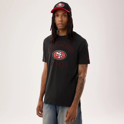 The model is wearing this NFL Sideline 2026 San Francisco 49ers T-Shirt in black. 1