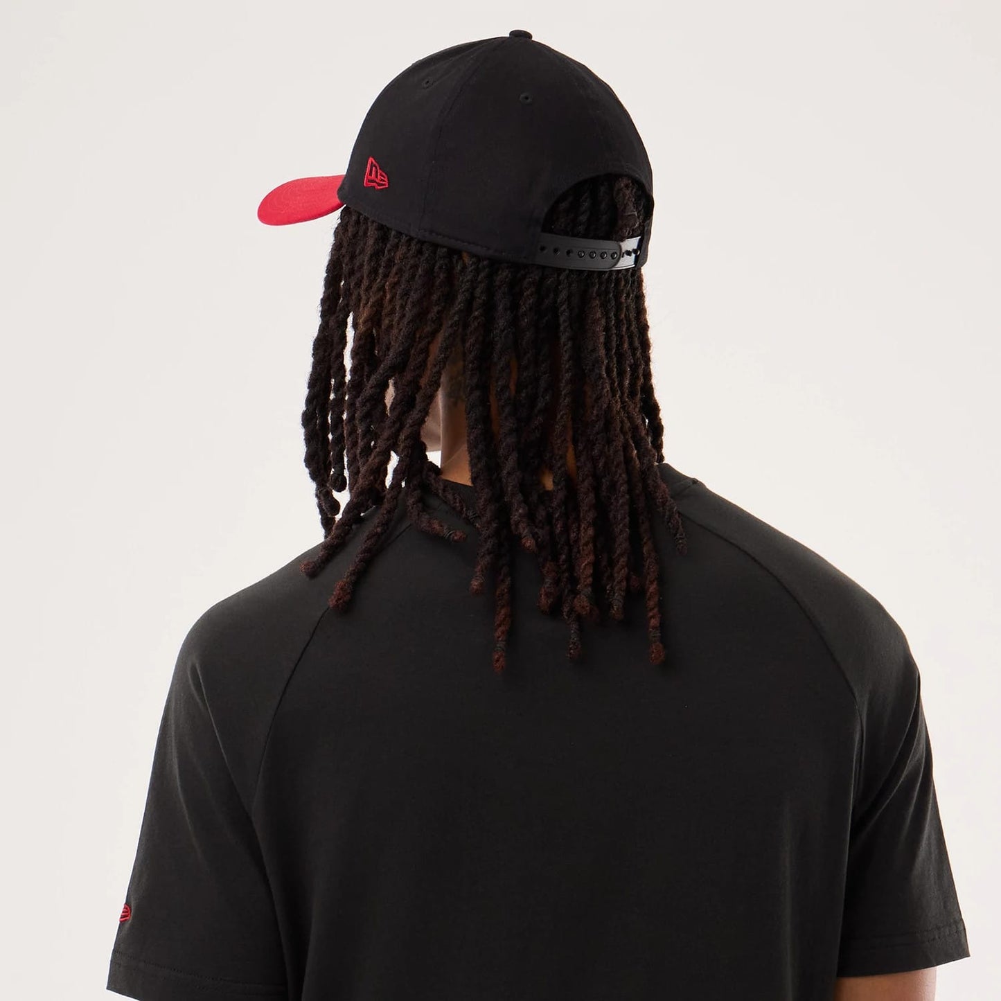 The model is wearing this NFL Sideline 2026 San Francisco 49ers T-Shirt in black. 6