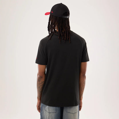 The model is wearing this NFL Sideline 2026 San Francisco 49ers T-Shirt in black. 2