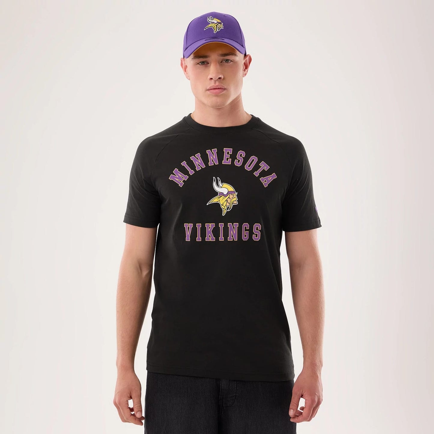 The model is wearing this NFL Sideline 2026 Minnesota Vikings T-Shirt in black. 1