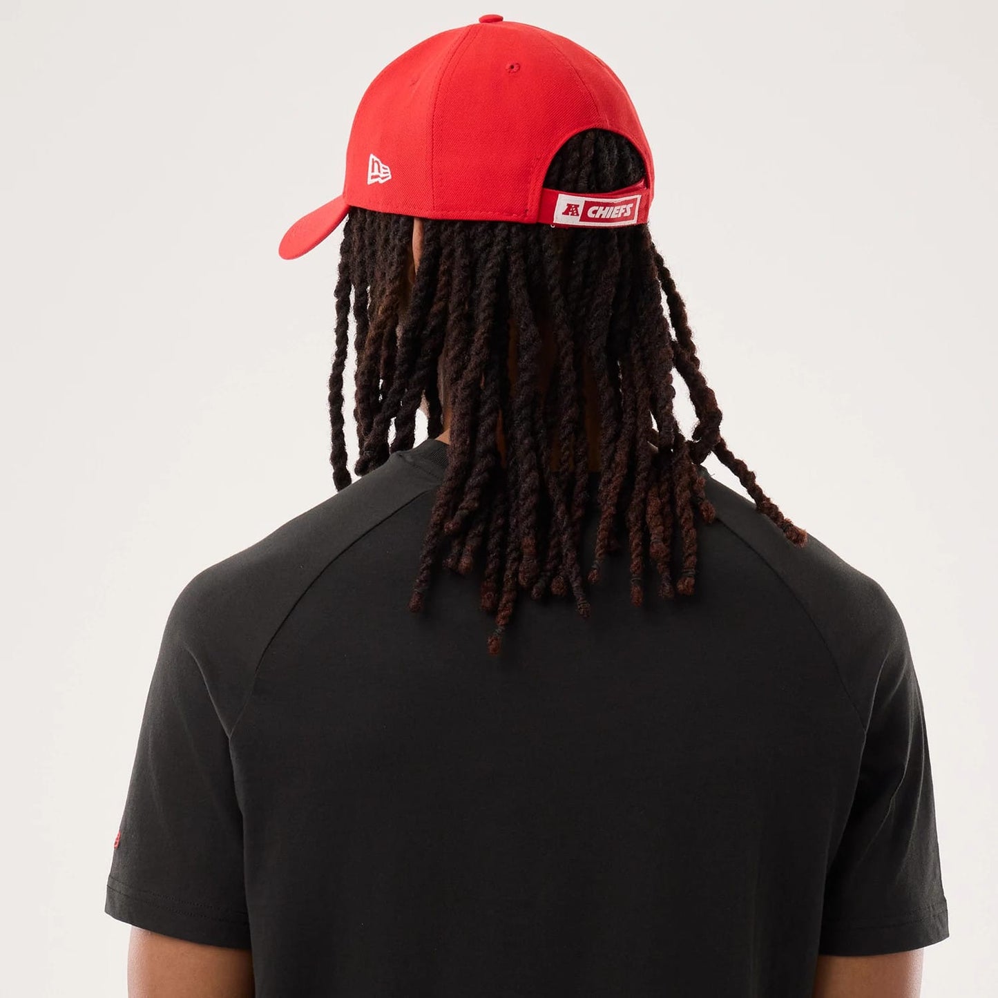 The model is wearing this NFL Sideline 2026 Kansas City Chiefs T-Shirt in black. 7