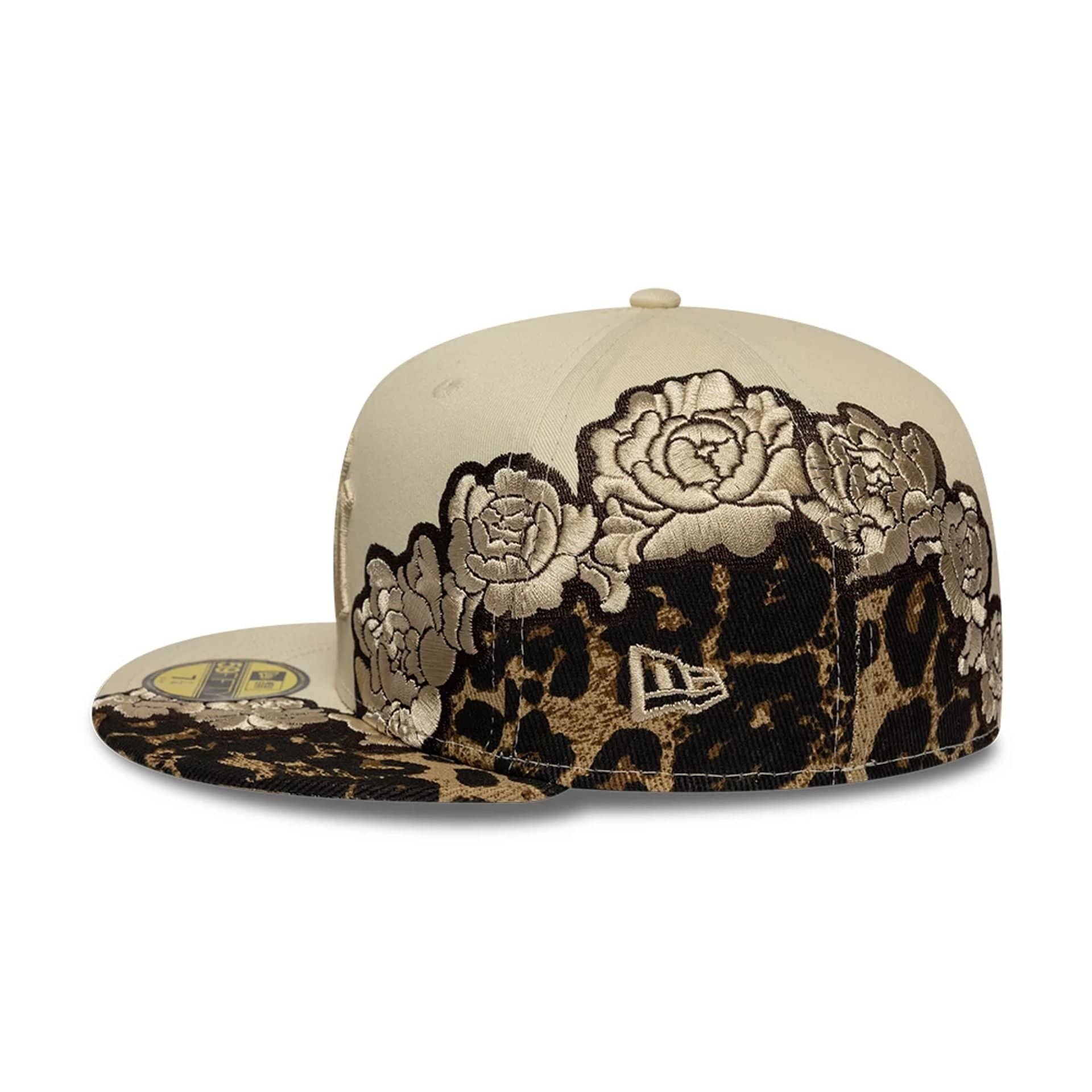 Pictured is this MLB Floral Leopard New York Yankees 59FIFTY Fitted cap in light beige. 5
