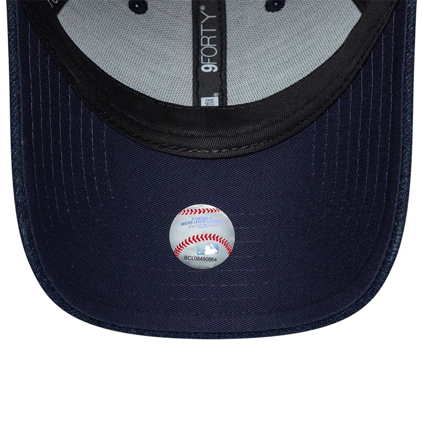 Pictured is this Womens MLB Denim New York Yankees 9FORTY Bowback cap in navy. 7