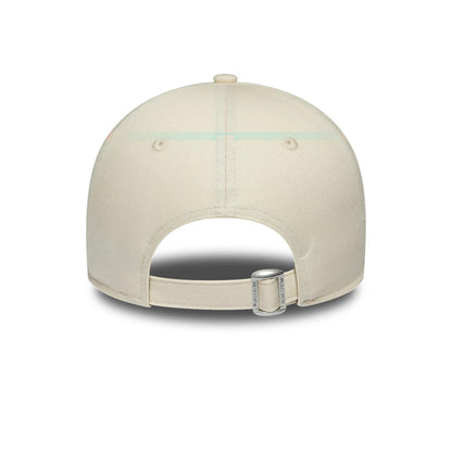 New York Yankees Womens MLB Floral Cream & Yellow New Era 9FORTY Adjustable Cap, rear view showcasing an embroidered MLB Batterman logo at the centre back, cream-coloured crown with top button, and an adjustable strap with buckle.