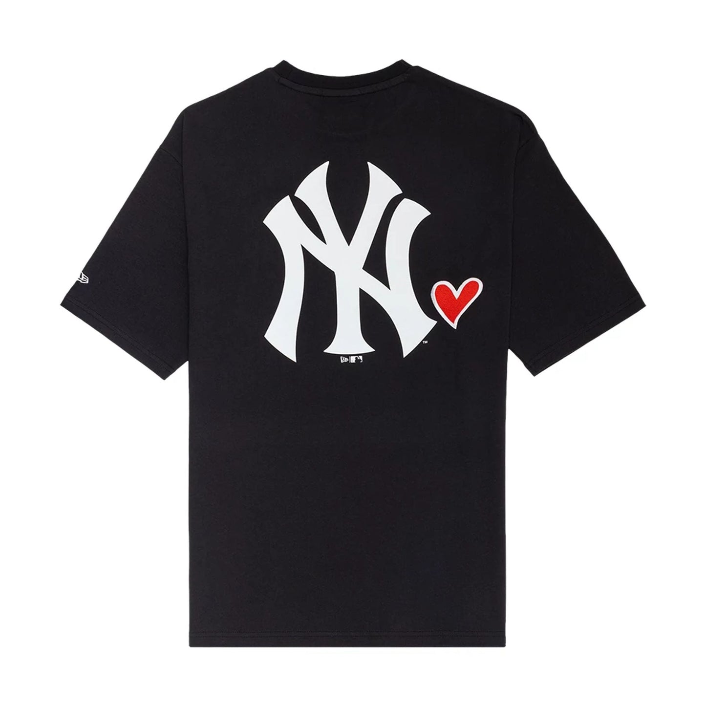 The model is wearing this MLB Heart Graphic New York Yankees T-Shirt in black. 2