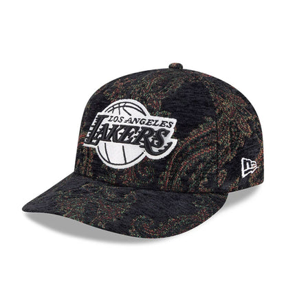 Pictured is this NBA Jacquard Chenille LA Lakers 59FIFTY Fitted cap in black. 1