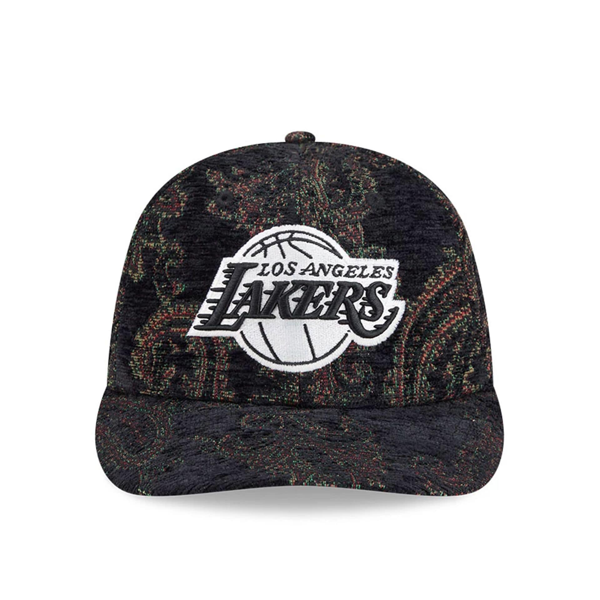 Pictured is this NBA Jacquard Chenille LA Lakers 59FIFTY Fitted cap in black. 3