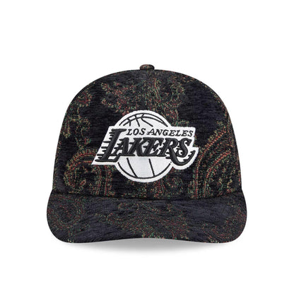 Pictured is this NBA Jacquard Chenille LA Lakers 59FIFTY Fitted cap in black. 3