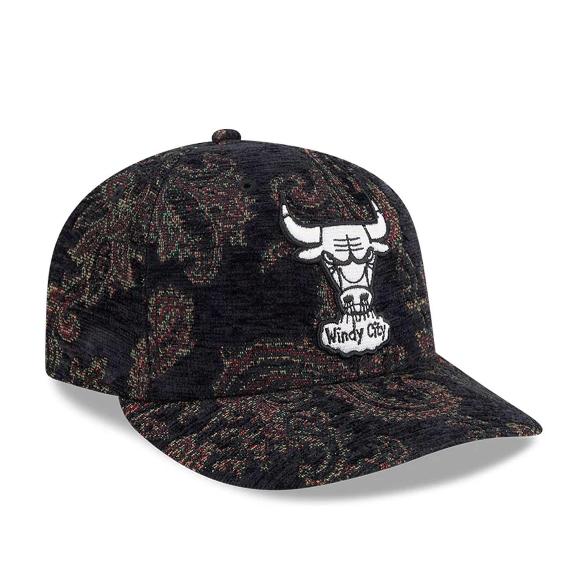 Pictured is this NBA Jacquard Chenille Chicago Bulls 59FIFTY Fitted cap in black. 4