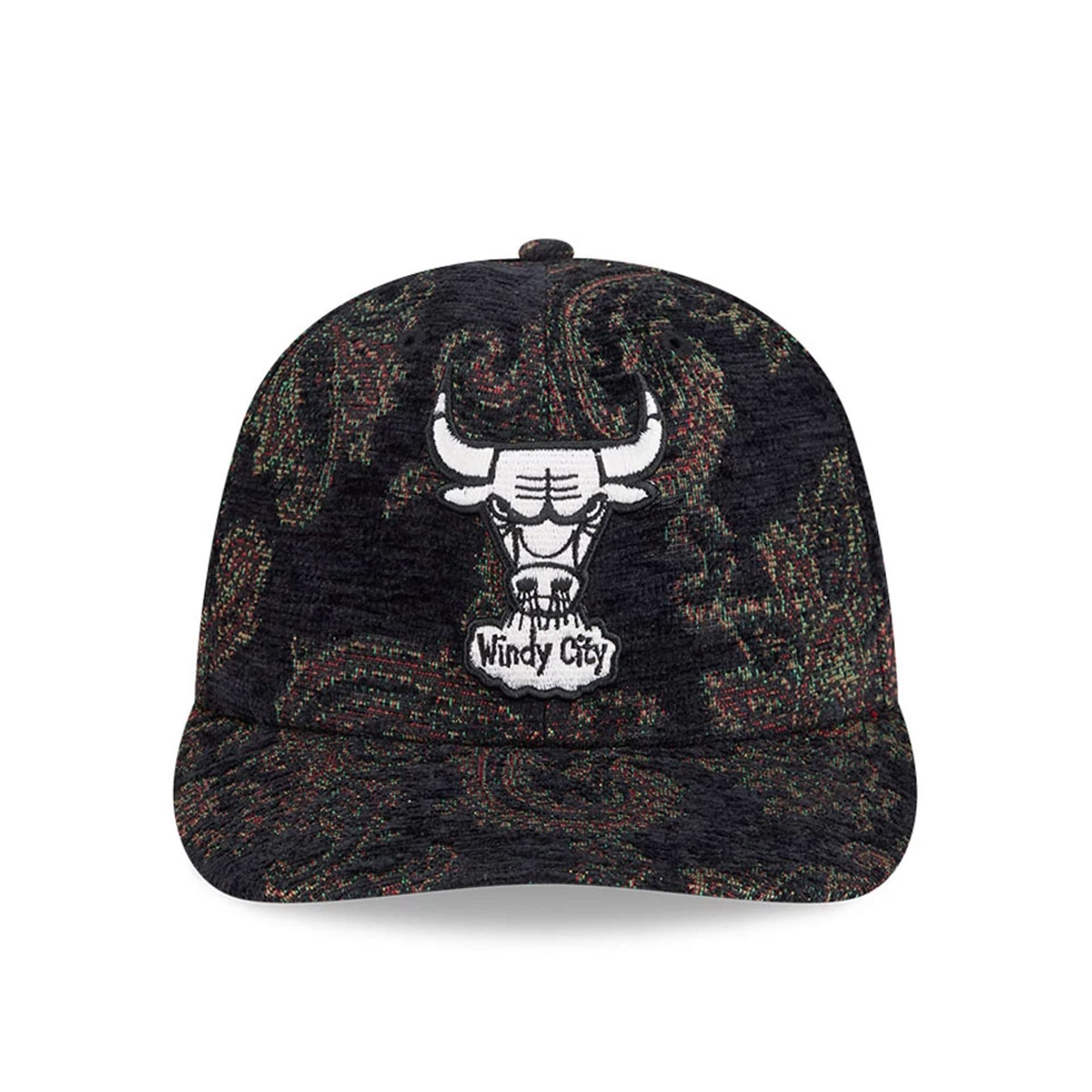 Pictured is this NBA Jacquard Chenille Chicago Bulls 59FIFTY Fitted cap in black. 3