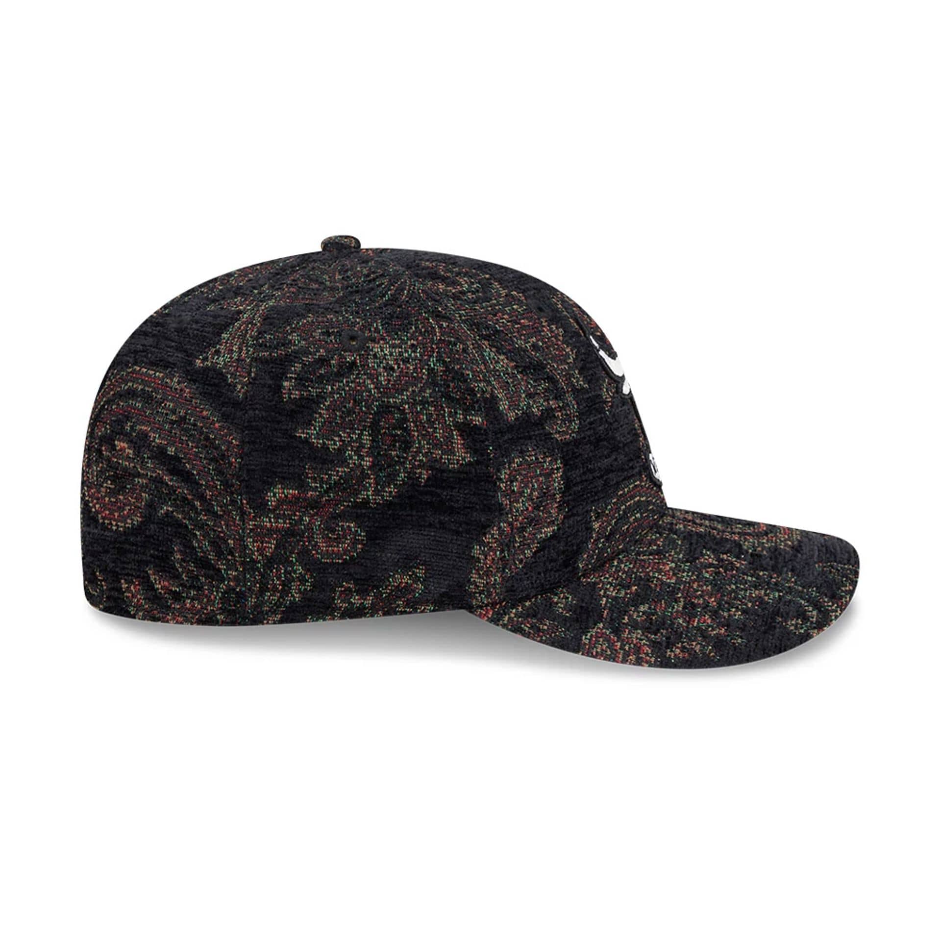 Pictured is this NBA Jacquard Chenille Chicago Bulls 59FIFTY Fitted cap in black. 6