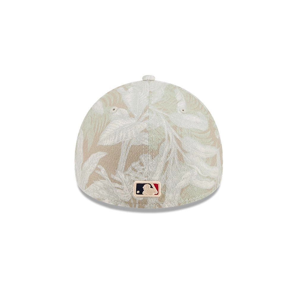 Pictured is this MLB Leafy Palm Boston Red Sox 59FORTY A-Frame Fitted cap in light beige. 5
